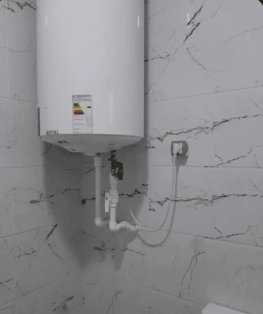 Reparación e instalación de termos eléctricos en Almería especializados en agua calcárea de Sierra Nevada